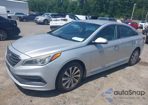 2015 Hyundai Sonata Sport z USA, uszkodzony, nr VIN 5NPE34AF2FH216998